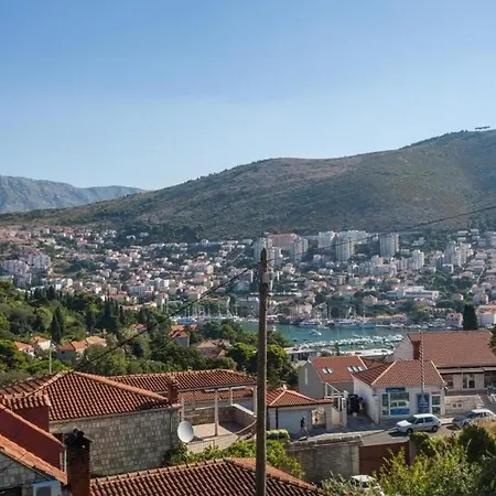 Peragro- Studio Dubrovnik